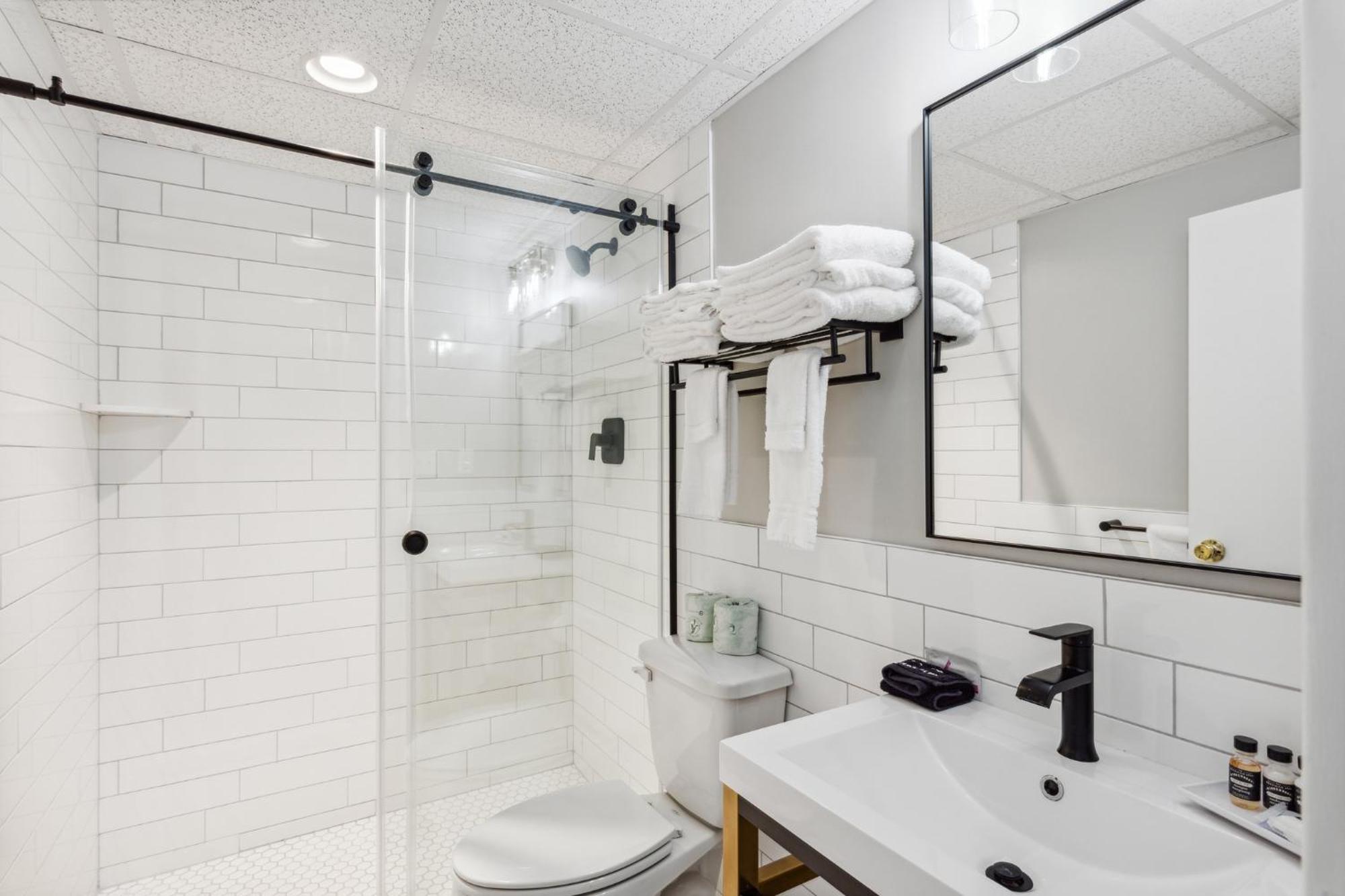 Cape Suites Room 8 - Free Parking! Hotel Room Rehoboth Beach Exterior photo