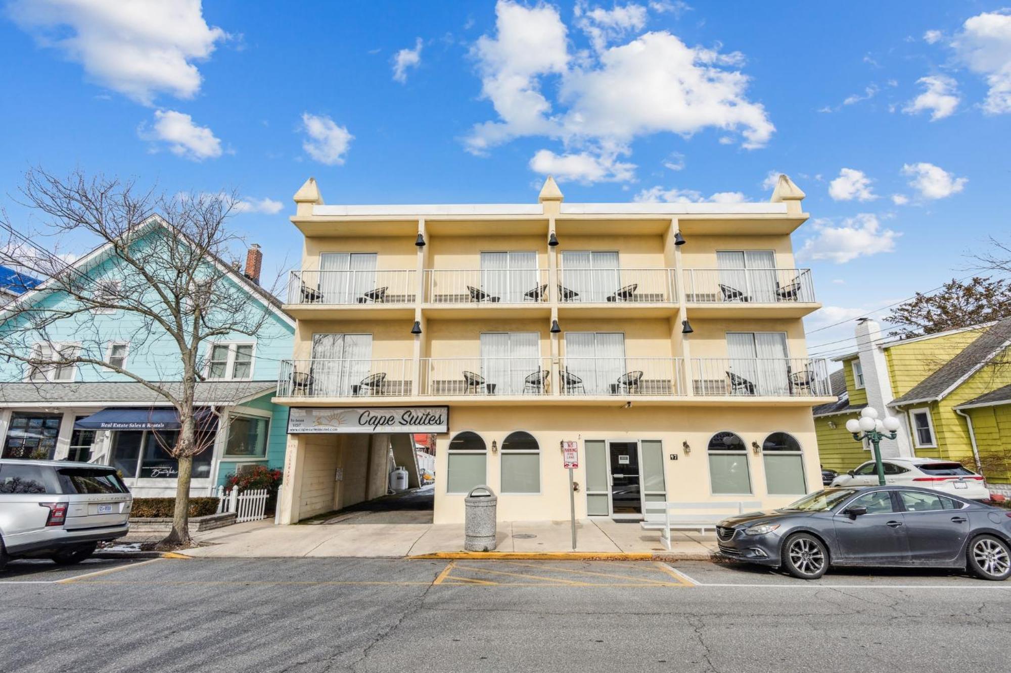 Cape Suites Room 8 - Free Parking! Hotel Room Rehoboth Beach Exterior photo